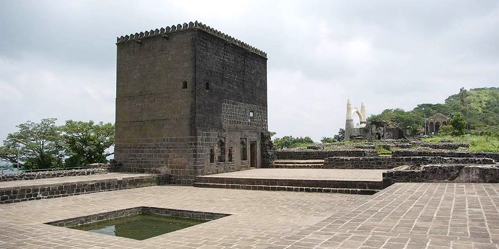 Shivneri Fort